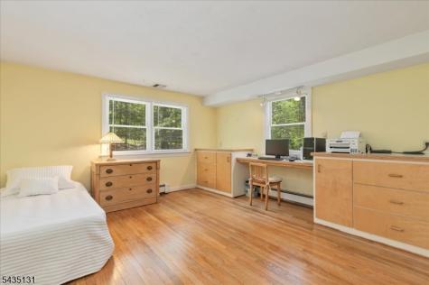 18 Stiles Road Warren NJ 07059