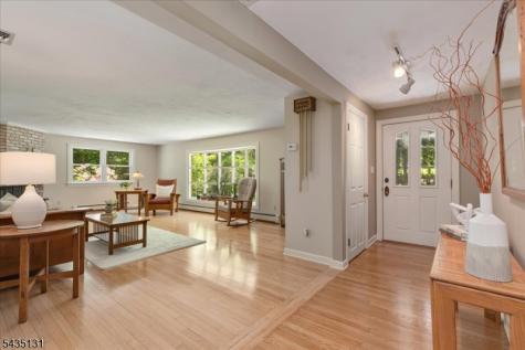 18 Stiles Road Warren NJ 07059