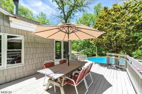 18 Stiles Road Warren NJ 07059