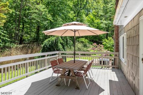 18 Stiles Road Warren NJ 07059