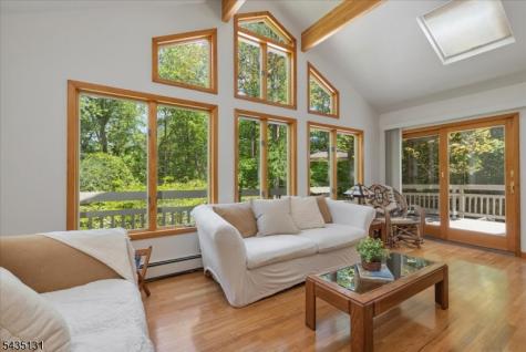 18 Stiles Road Warren NJ 07059