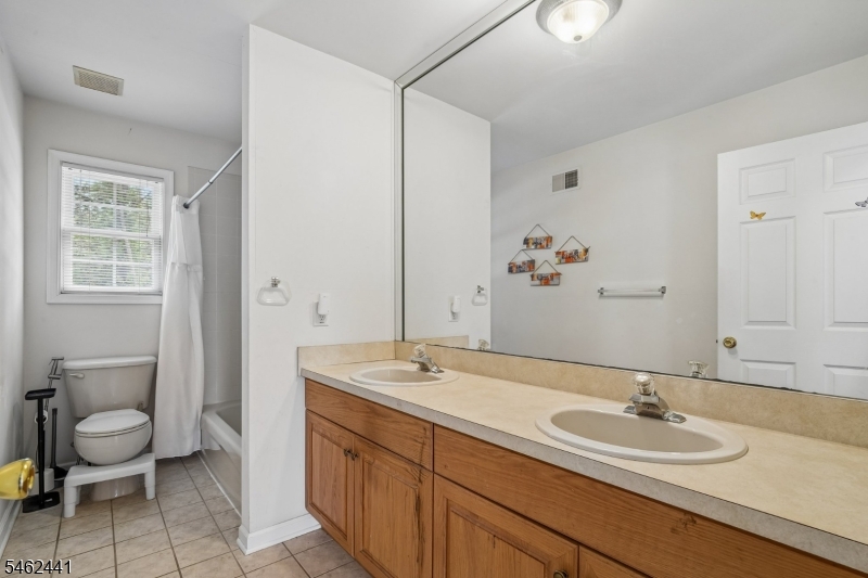 25 Elizabeth Avenue Washington NJ 07882