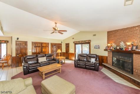 181 Center Grove Road Randolph NJ 07869