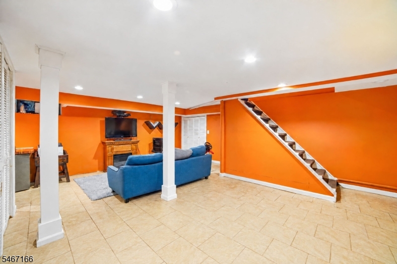 188 N Livingston Avenue Livingston NJ 07039