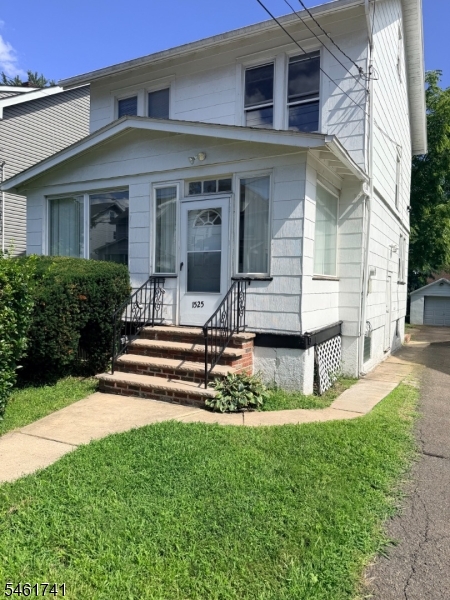 1525 Bond Street Hillside NJ 07205
