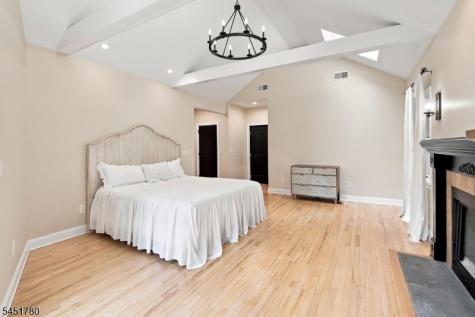 27 Sidney School Road Franklin NJ 08801