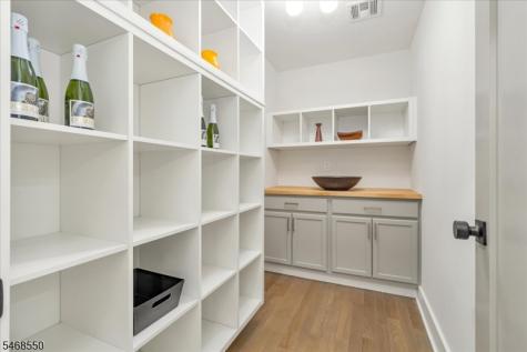 5 Indian Run Scotch Plains NJ 07076