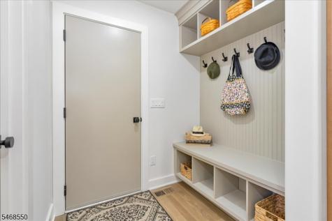 5 Indian Run Scotch Plains NJ 07076