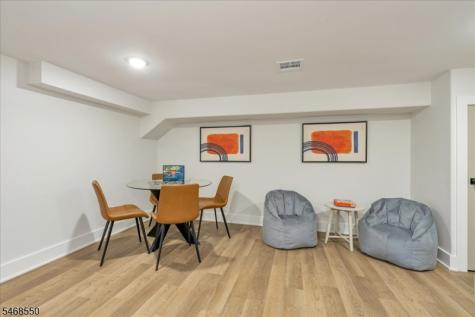 5 Indian Run Scotch Plains NJ 07076