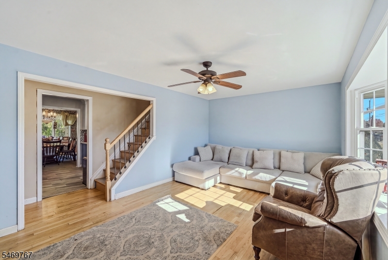 33 Hillside Drive Totowa NJ 07512