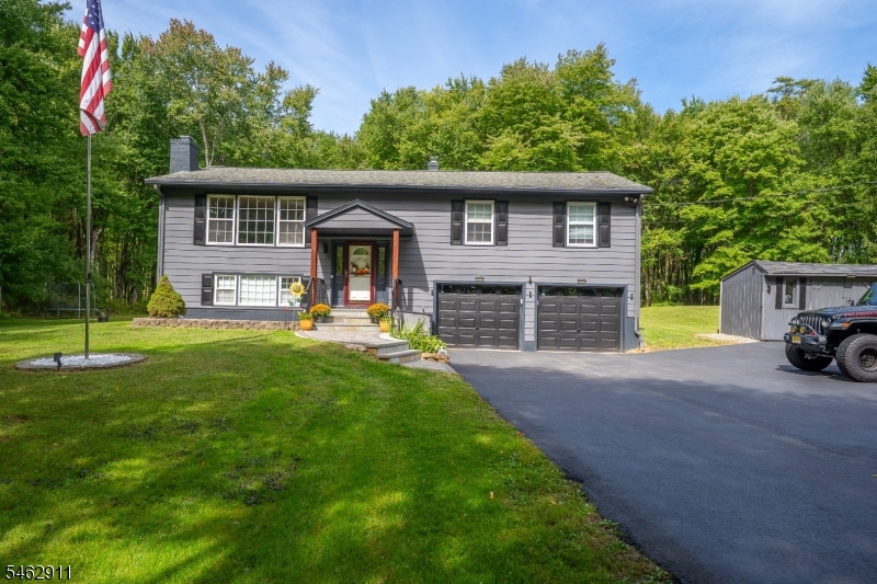 738 County Road 579 Raritan NJ 08822