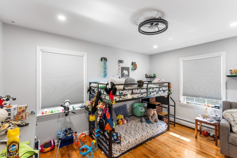 738 County Road 579 Raritan NJ 08822