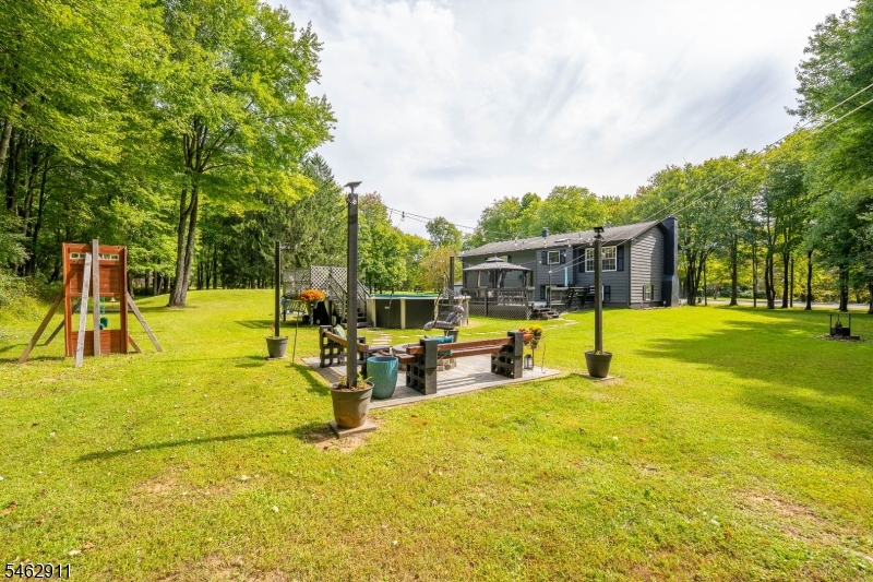 738 County Road 579 Raritan NJ 08822