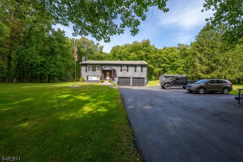 738 County Road 579 Raritan NJ 08822