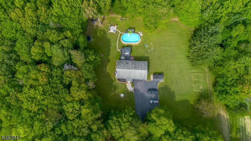 738 County Road 579 Raritan NJ 08822