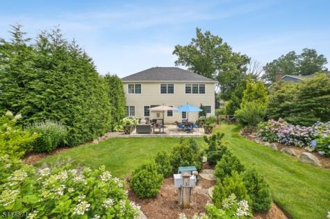 44 Millbrook Road Harding NJ 07976