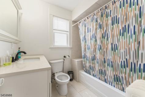 173 Lily Street Paterson NJ 07522