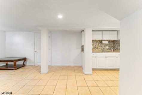 173 Lily Street Paterson NJ 07522
