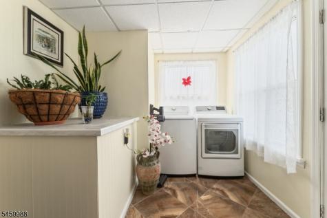 173 Lily Street Paterson NJ 07522