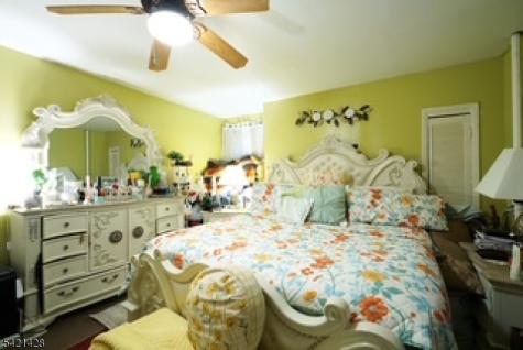 18 Llewellyn Avenue West Orange NJ 07052