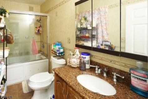 18 Llewellyn Avenue West Orange NJ 07052