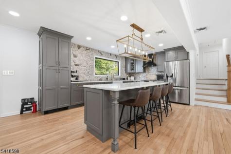 1474 Deer Path Mountainside NJ 07092