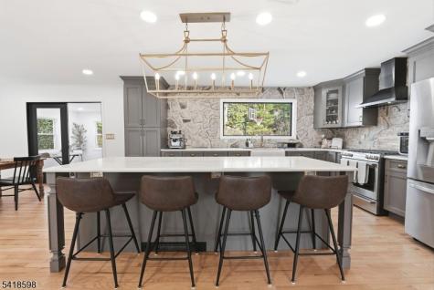 1474 Deer Path Mountainside NJ 07092