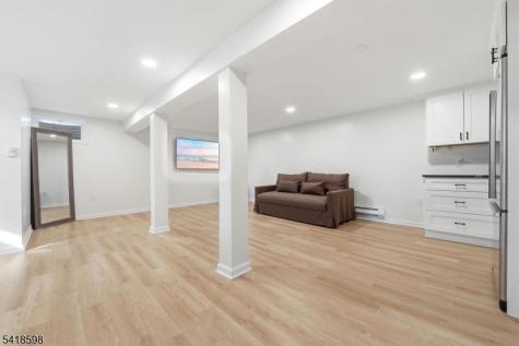 1474 Deer Path Mountainside NJ 07092