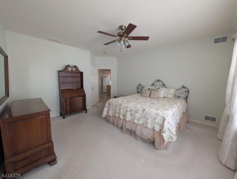6 Weybourne Lane White NJ 07823