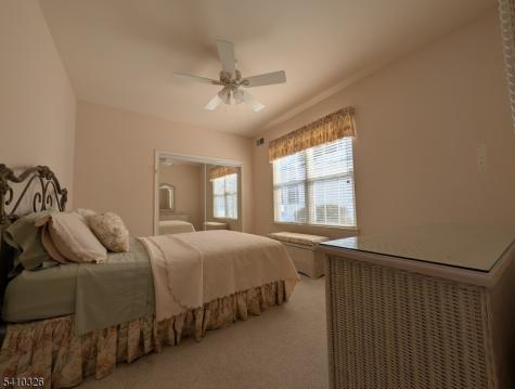 6 Weybourne Lane White NJ 07823