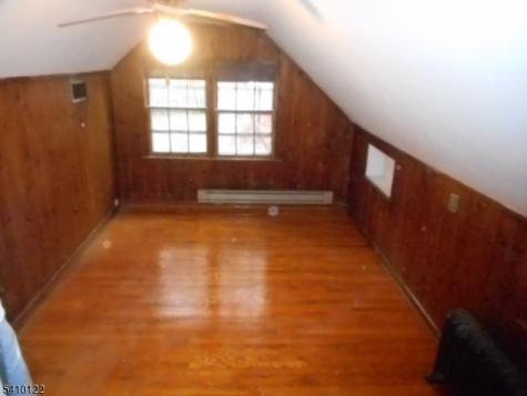 52 E Sumner Avenue Roselle Park NJ 07204