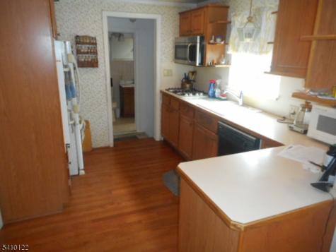 52 E Sumner Avenue Roselle Park NJ 07204