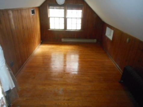 52 E Sumner Avenue Roselle Park NJ 07204