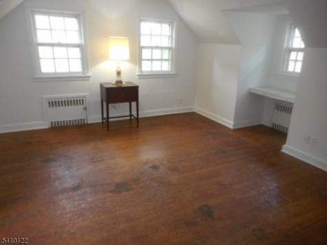 52 E Sumner Avenue Roselle Park NJ 07204