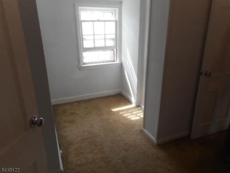 52 E Sumner Avenue Roselle Park NJ 07204