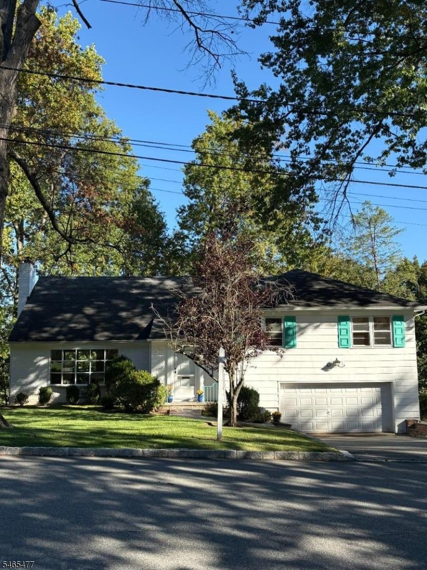 6 Stanford Court West Orange NJ 07052