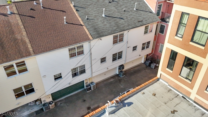 16 E Kinney Street Newark NJ 07102