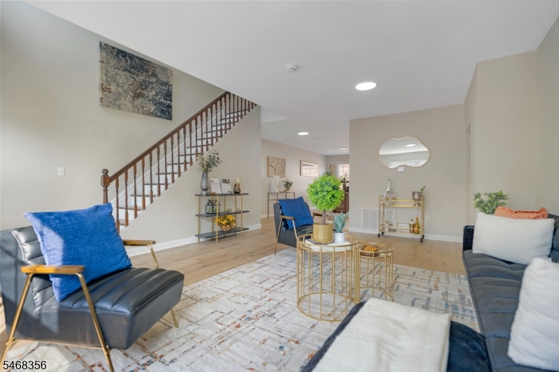 16 E Kinney Street Newark NJ 07102