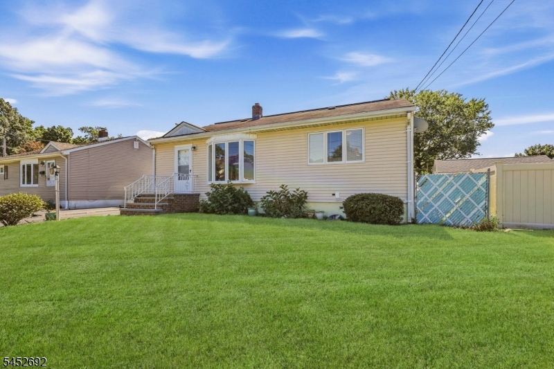 25 Corsi Road Bloomfield NJ 07003