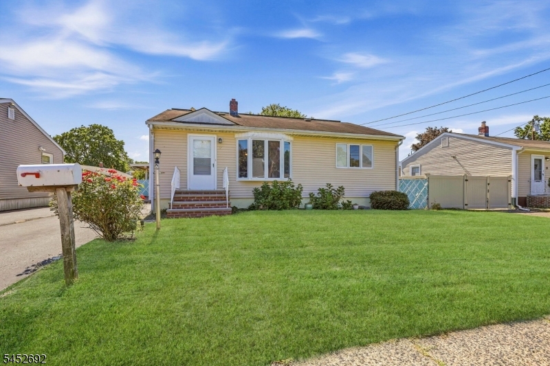 25 Corsi Road Bloomfield NJ 07003
