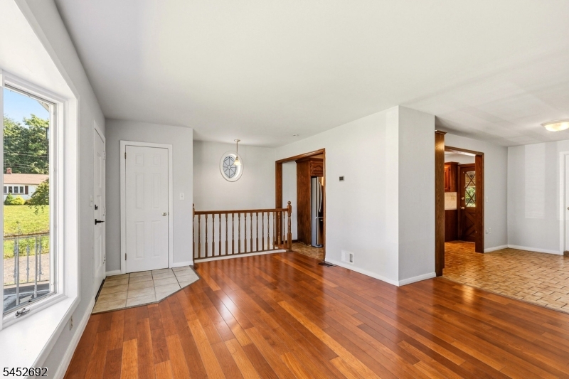 25 Corsi Road Bloomfield NJ 07003