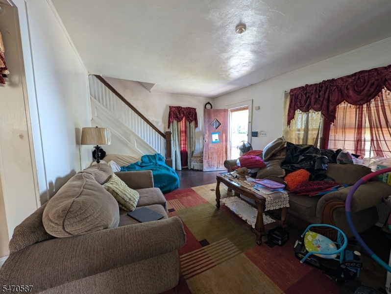 7 Whitman Avenue East Orange NJ 07017