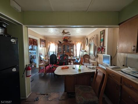 7 Whitman Avenue East Orange NJ 07017