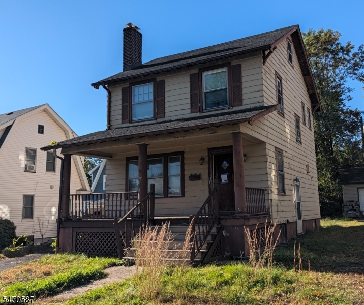 7 Whitman Avenue East Orange NJ 07017