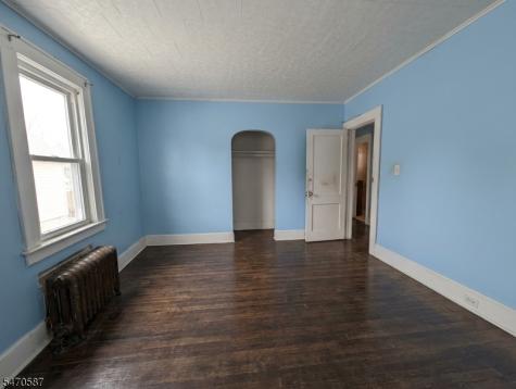 7 Whitman Avenue East Orange NJ 07017