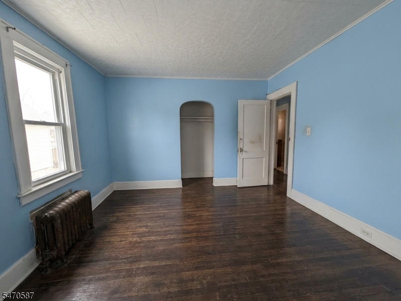 7 Whitman Avenue East Orange NJ 07017