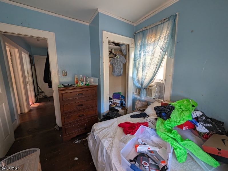 7 Whitman Avenue East Orange NJ 07017