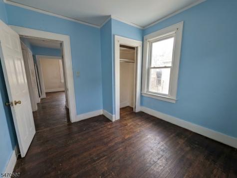 7 Whitman Avenue East Orange NJ 07017