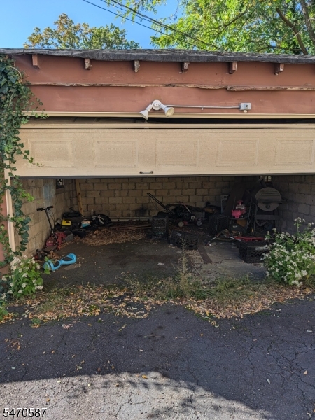 7 Whitman Avenue East Orange NJ 07017