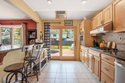 11 Briar Hills Circle Springfield NJ 07081